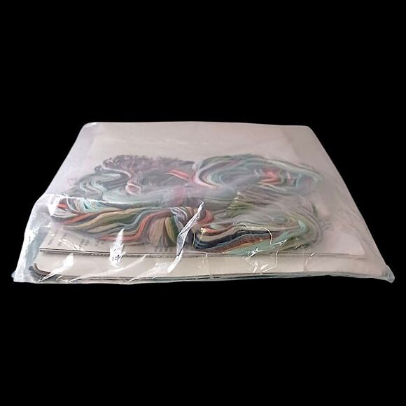 Thomas Kinkade Cross Stitch Kit The Light of Peace 51009 Candamar Lighthouse Vtg - Picture 6 of 16